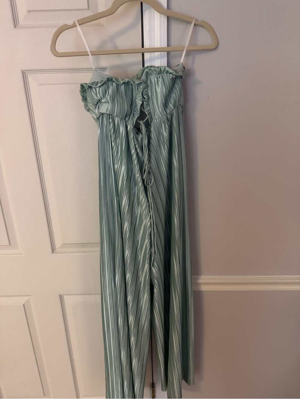 ALAMOUR THE LABEL Simone Pleated Jumpsuit - Picture 6 of 6